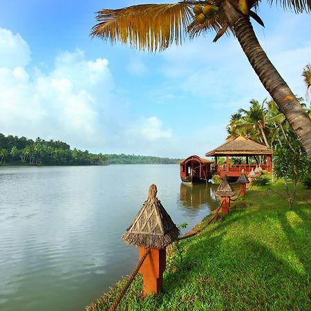 Fragrant Nature Backwater Resort & Ayurveda Spa Kollam Bekvämligheter bild